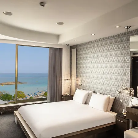 Capo Bay 5* Protaras