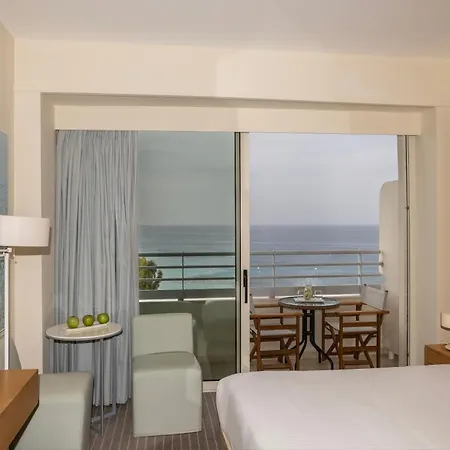 Hotel Capo Bay Protaras