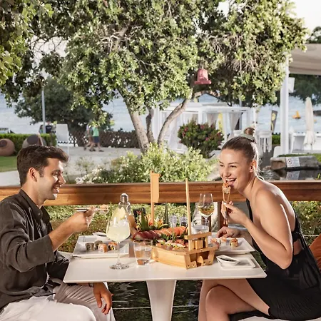 Capo Bay Hotel Protaras