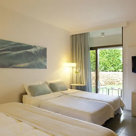 Capo Bay 5* Protaras
