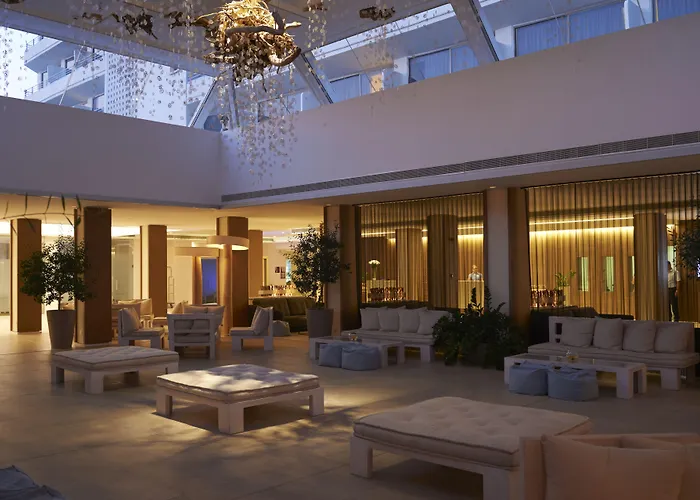 Hotel Capo Bay 5*